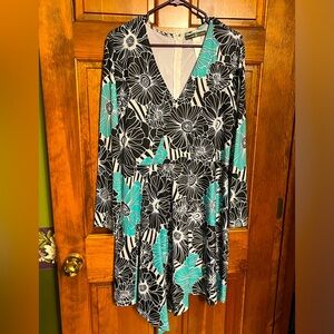 Avon Women’s Black & Teal Floral A Line Bell Sleeve Flowy Midi Dress, Large NWOT